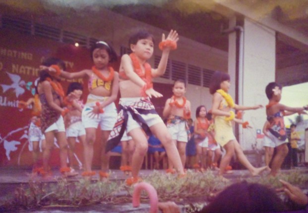 Before there was Walking Dead, there was zombie dance. lol Seriously, this is a Hawaiian dance number.